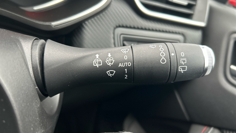 Renault Clio 1.0 TCe 100 RS Line 5dr Petrol Hatchback